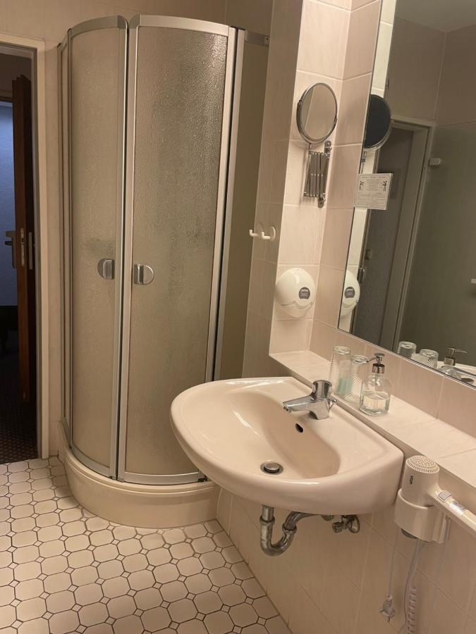 Hotel Pension Stoertebeker Biendorf Eksteriør bilde