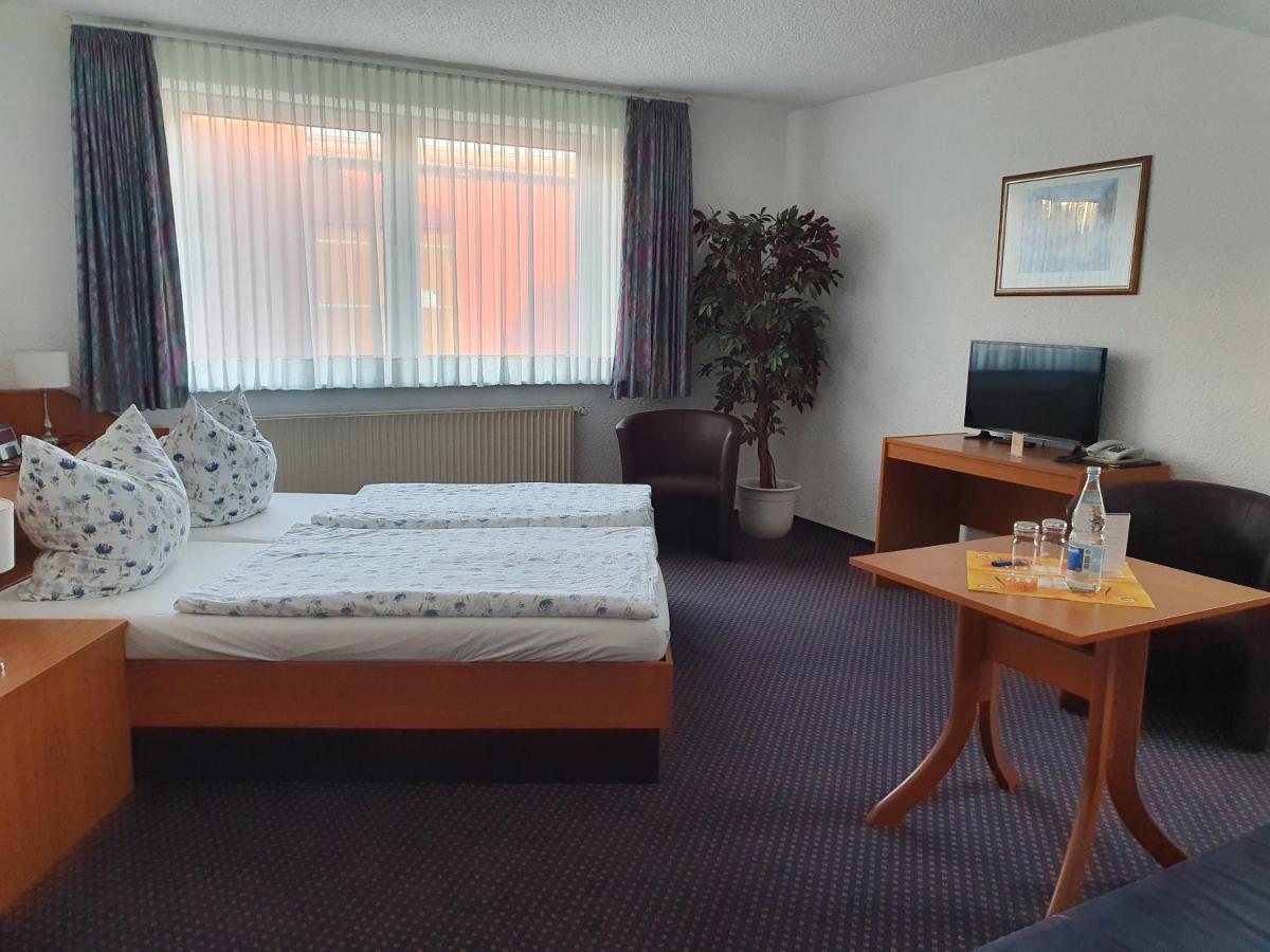 Hotel Pension Stoertebeker Biendorf Eksteriør bilde